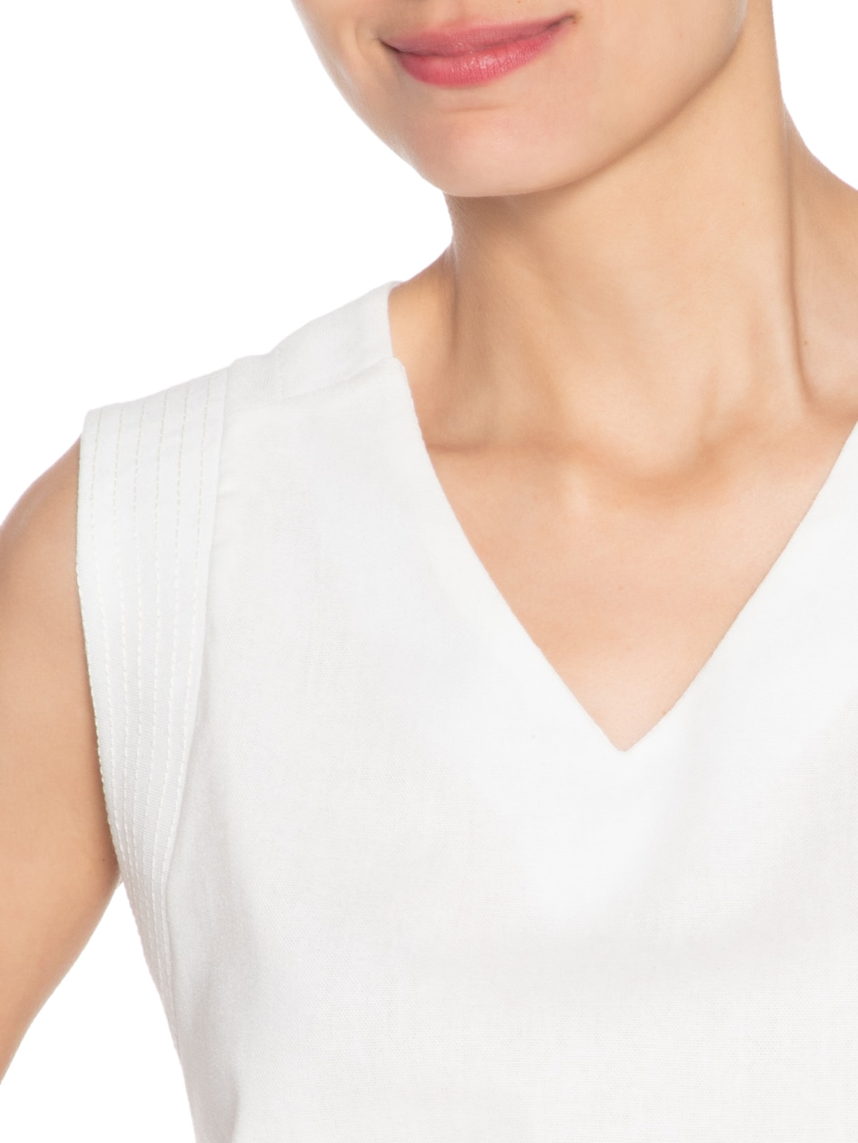 Regata Feminina Com Detalhe Bordado Na Cava Off White Basiq