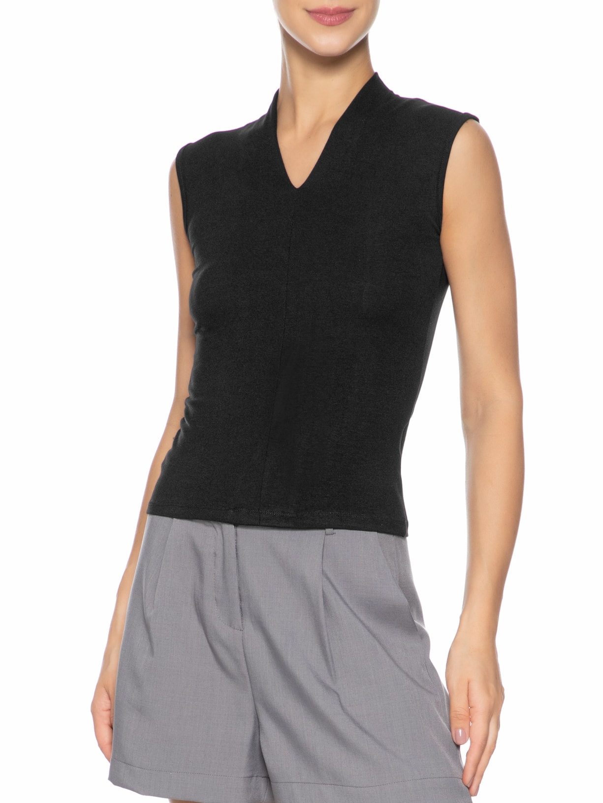 Regata Feminina Decote V Preto Basiq