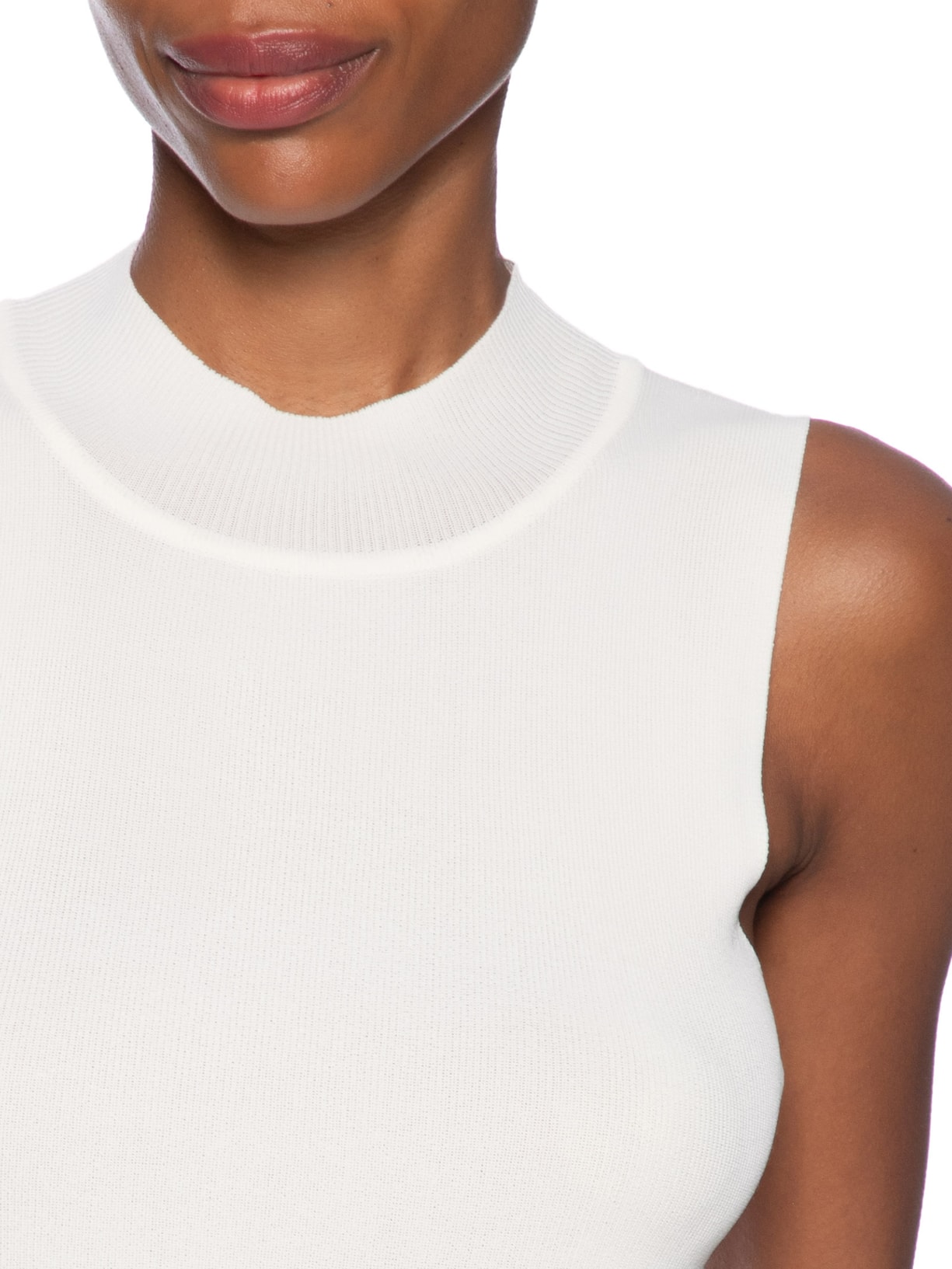 Regata Feminina Em Tricot Bege Market 33