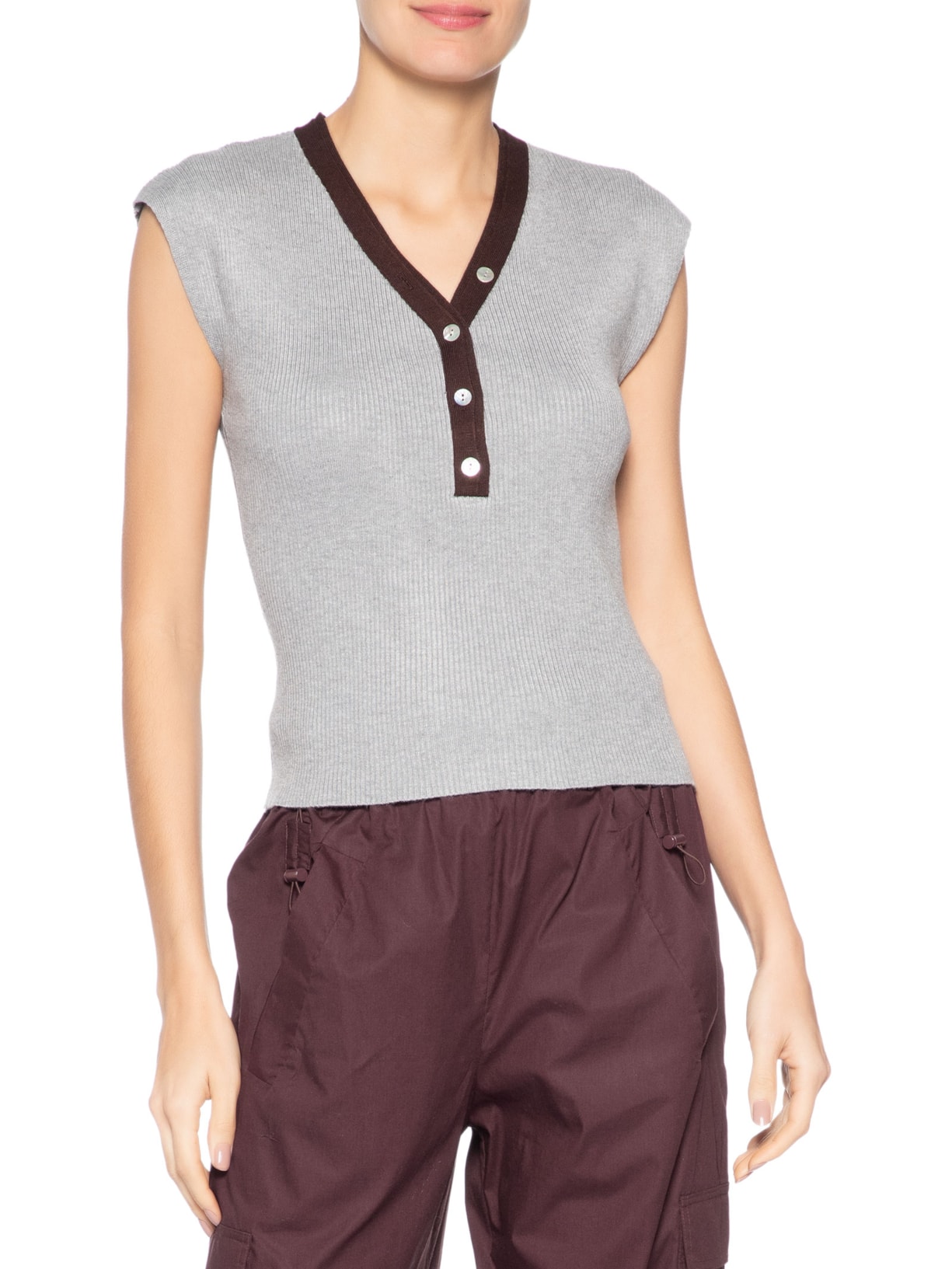 Regata Feminina em Tricot com Abotoamento Cinza Market 33