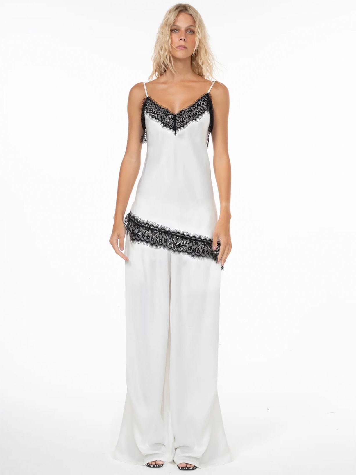 Regata Feminina Sleep Branco Triya