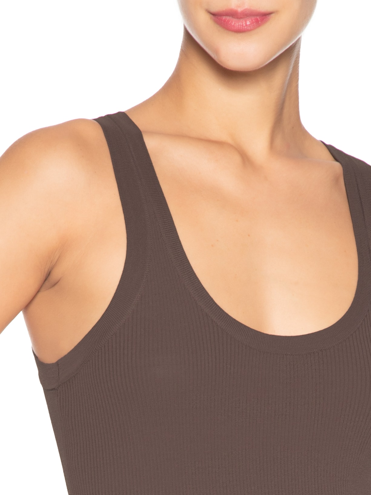 Regata Feminina Tricot Canelada Marrom Maria Filó