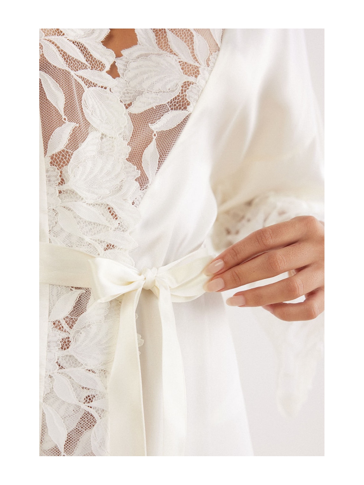Robe Longo Em Seda All About Flowers Marfim Intimissimi
