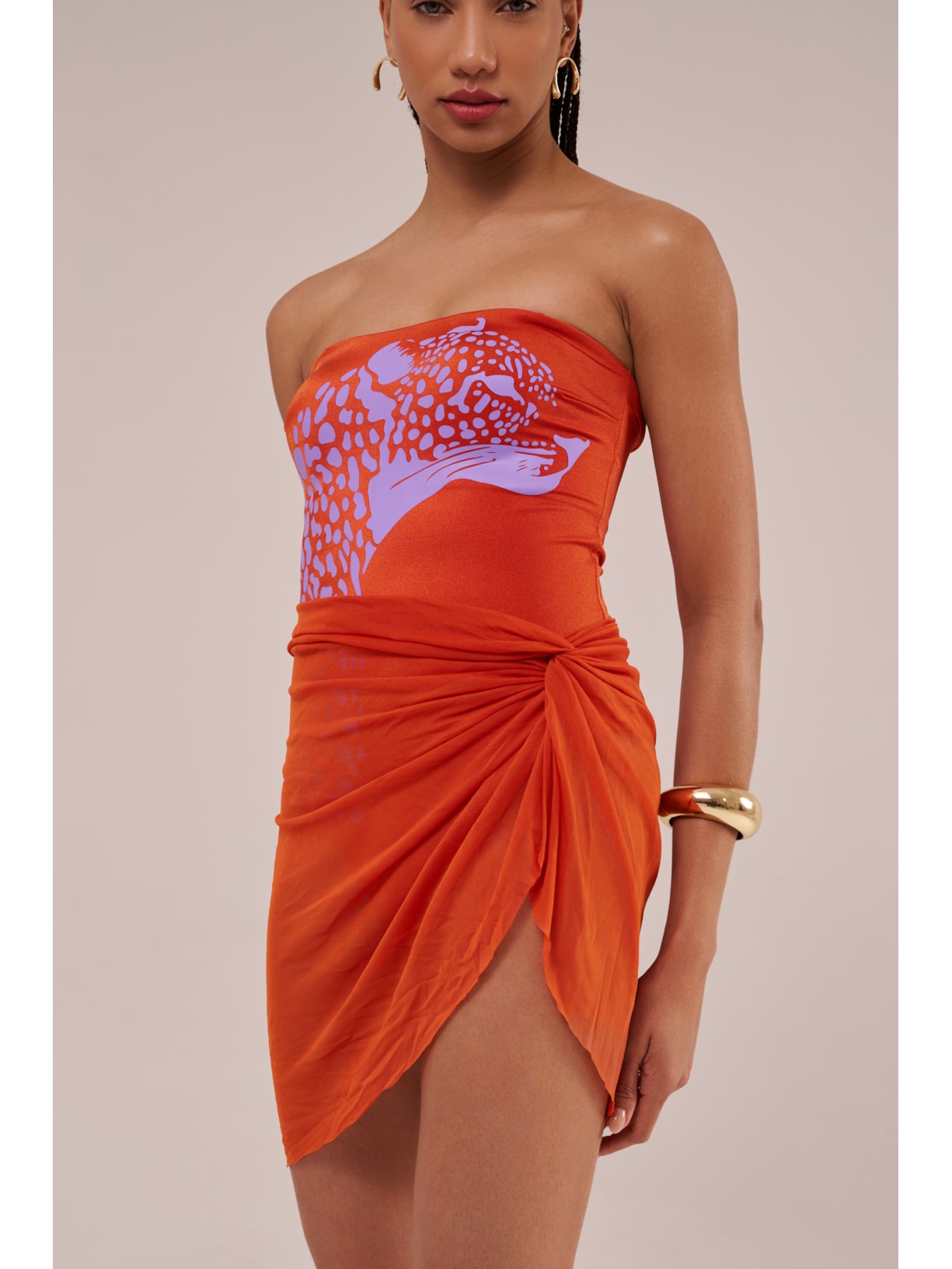 saia curta em tule guaraná Suntime