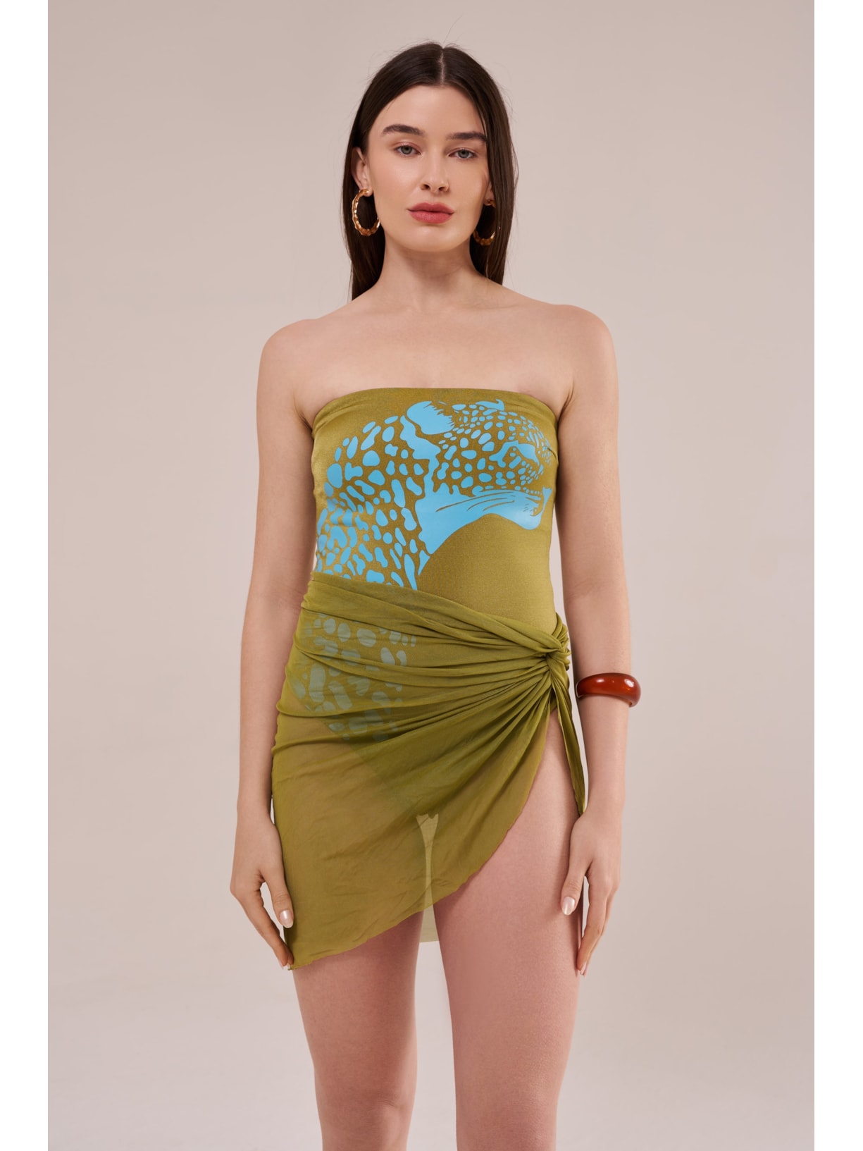 saia curta em tule pistache Suntime