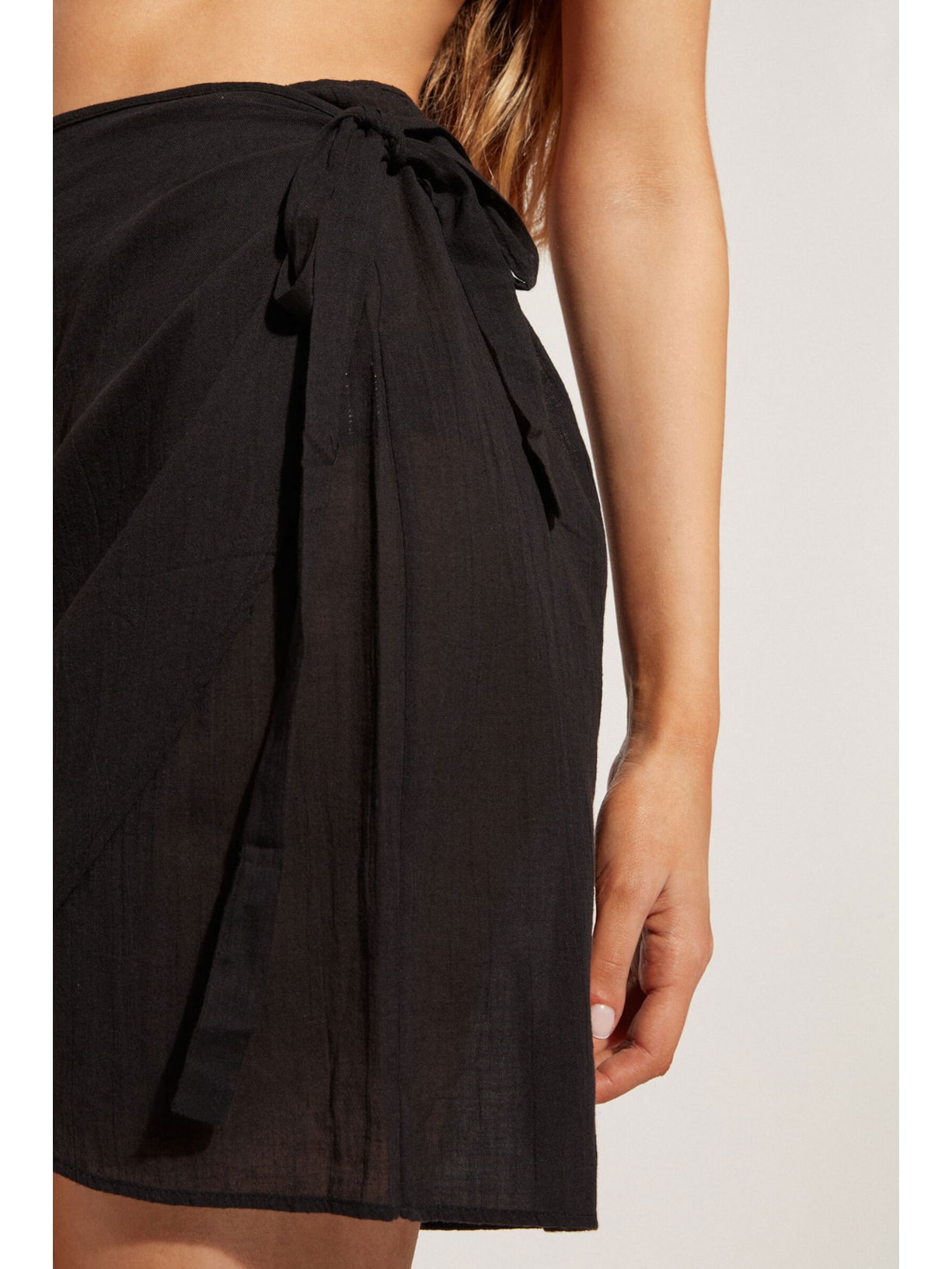 Saia Curta Transpassada Preto Calzedonia