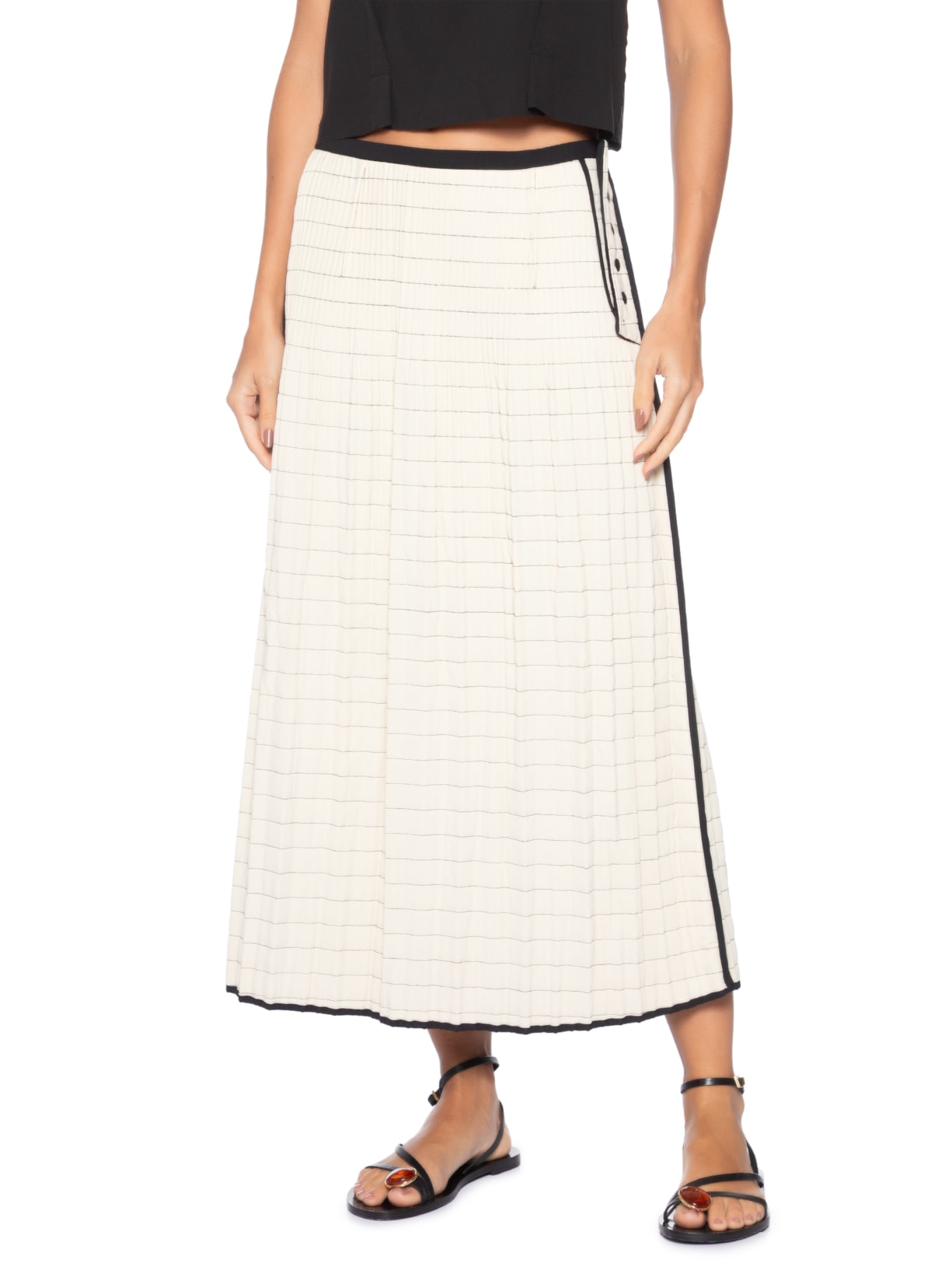 Saia Feminina Plissê Matelassê Preto Osklen