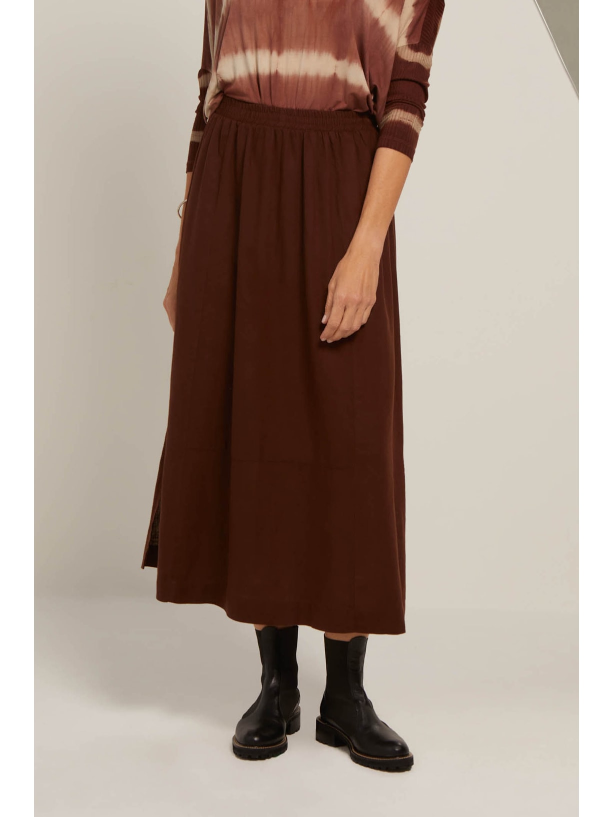 Saia Midi Evasê Dye Marrom Linho Francis Yogini