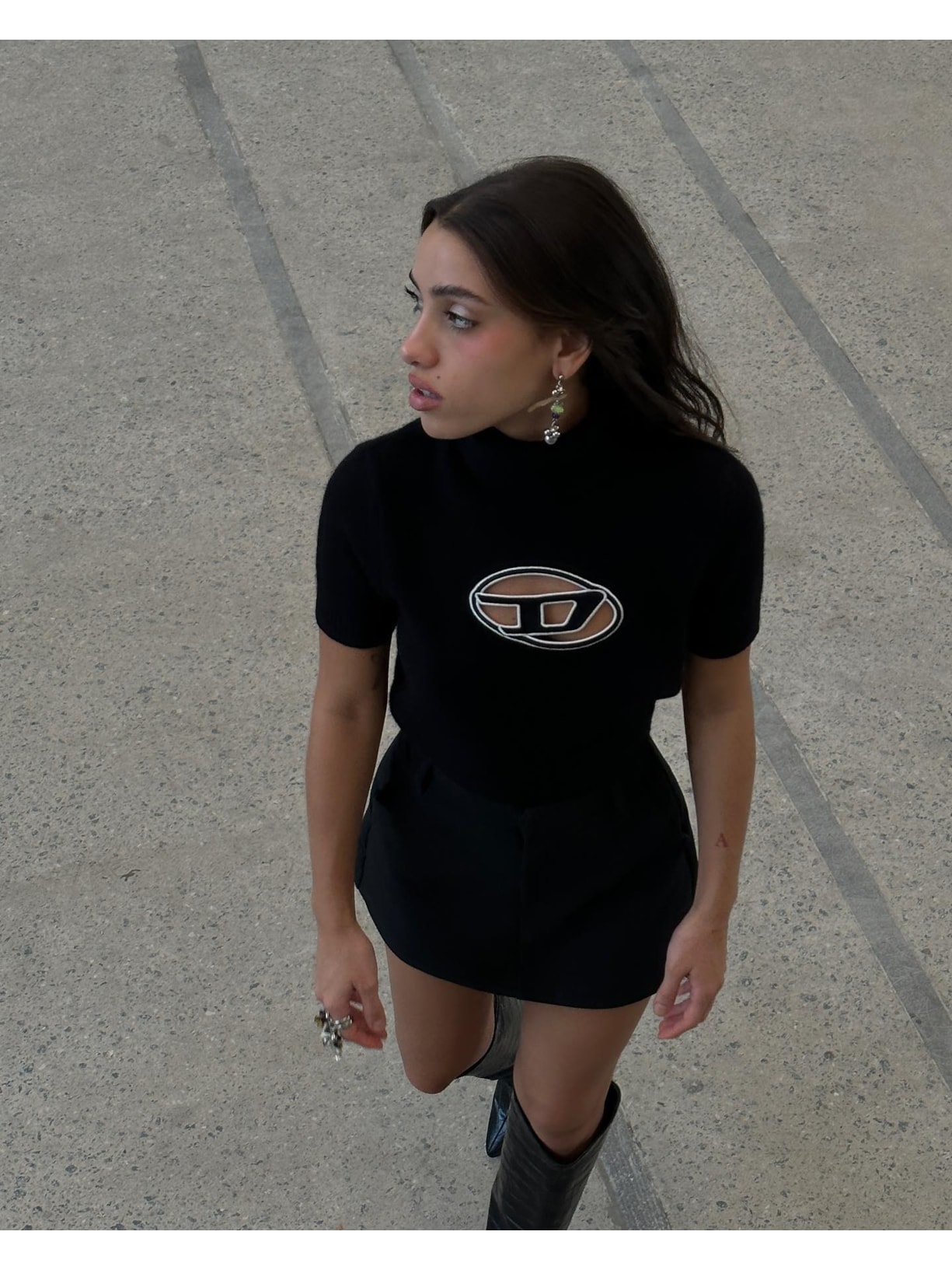 Saia Mini Em Crepe Preto '2Essential