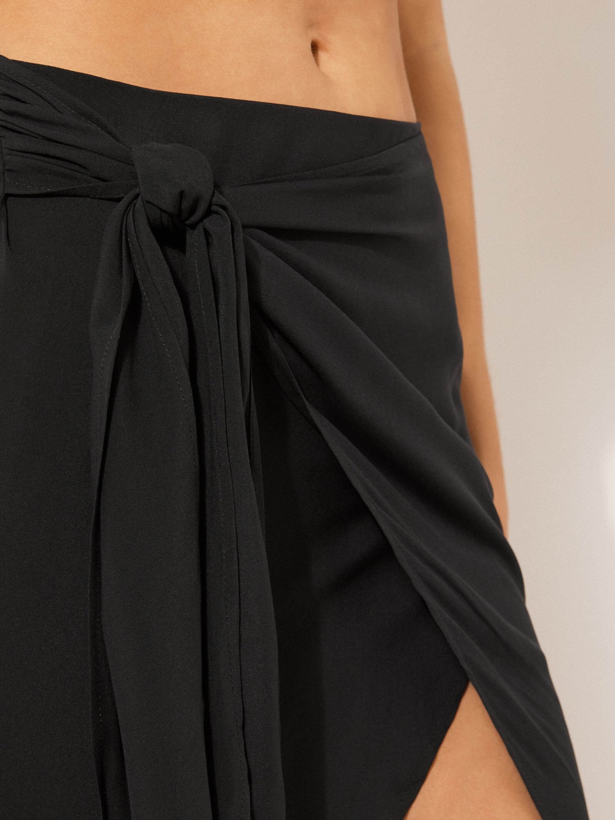 Saia Pareô Curta Preto Calzedonia