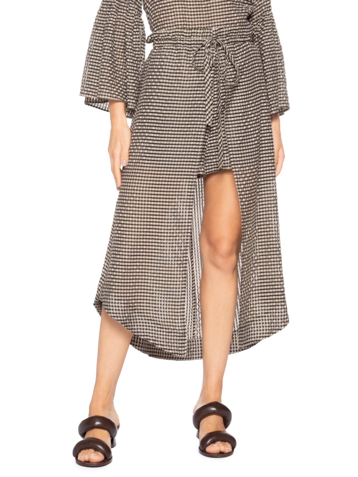 Saia Satélite Preto A.niemeyer