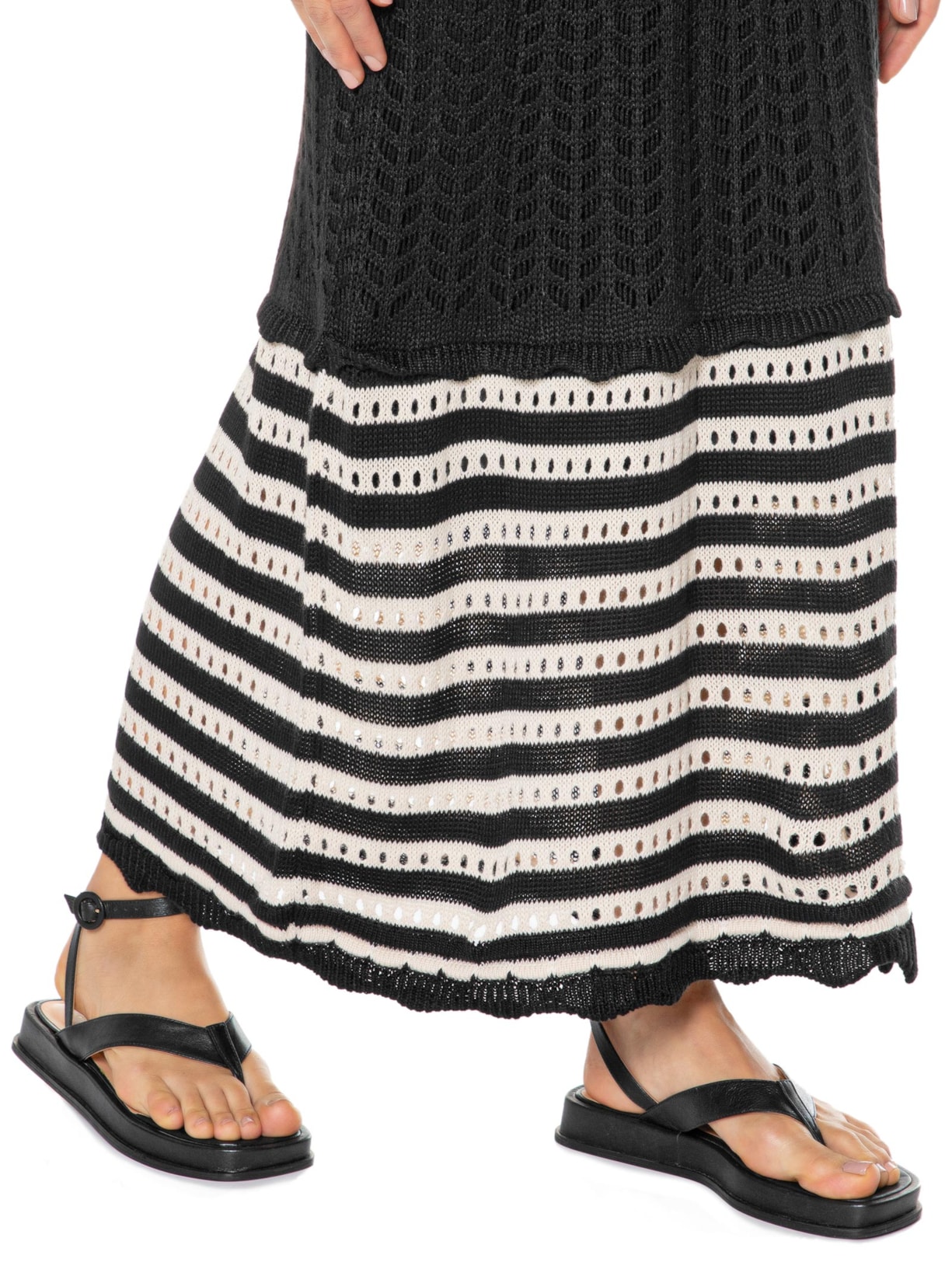 Saia Tricot Detalhe Listras Preto Dress To