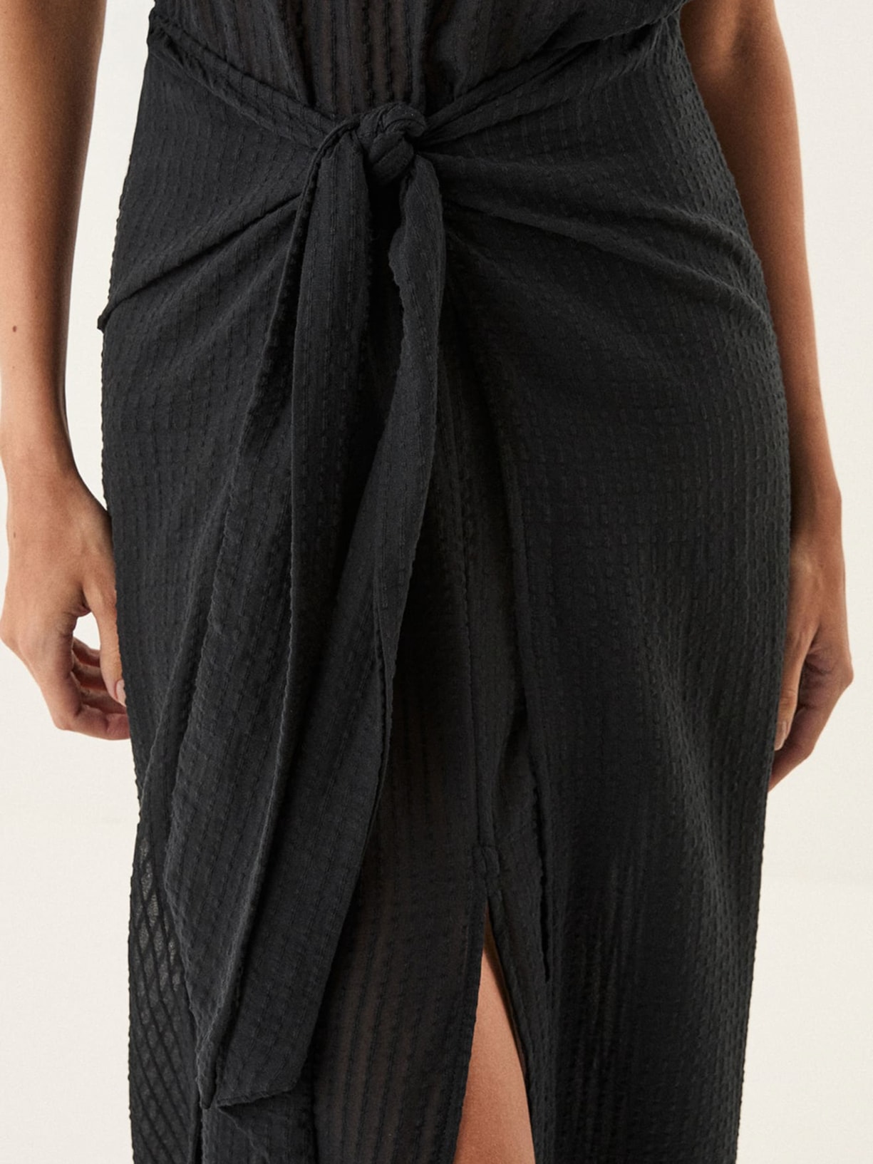 Saída Longa Amina – Preto Vix