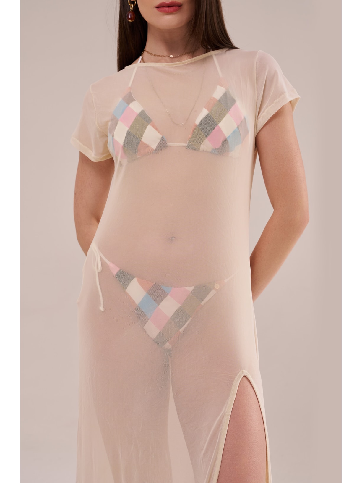 saída longa em tule canoa off white Suntime