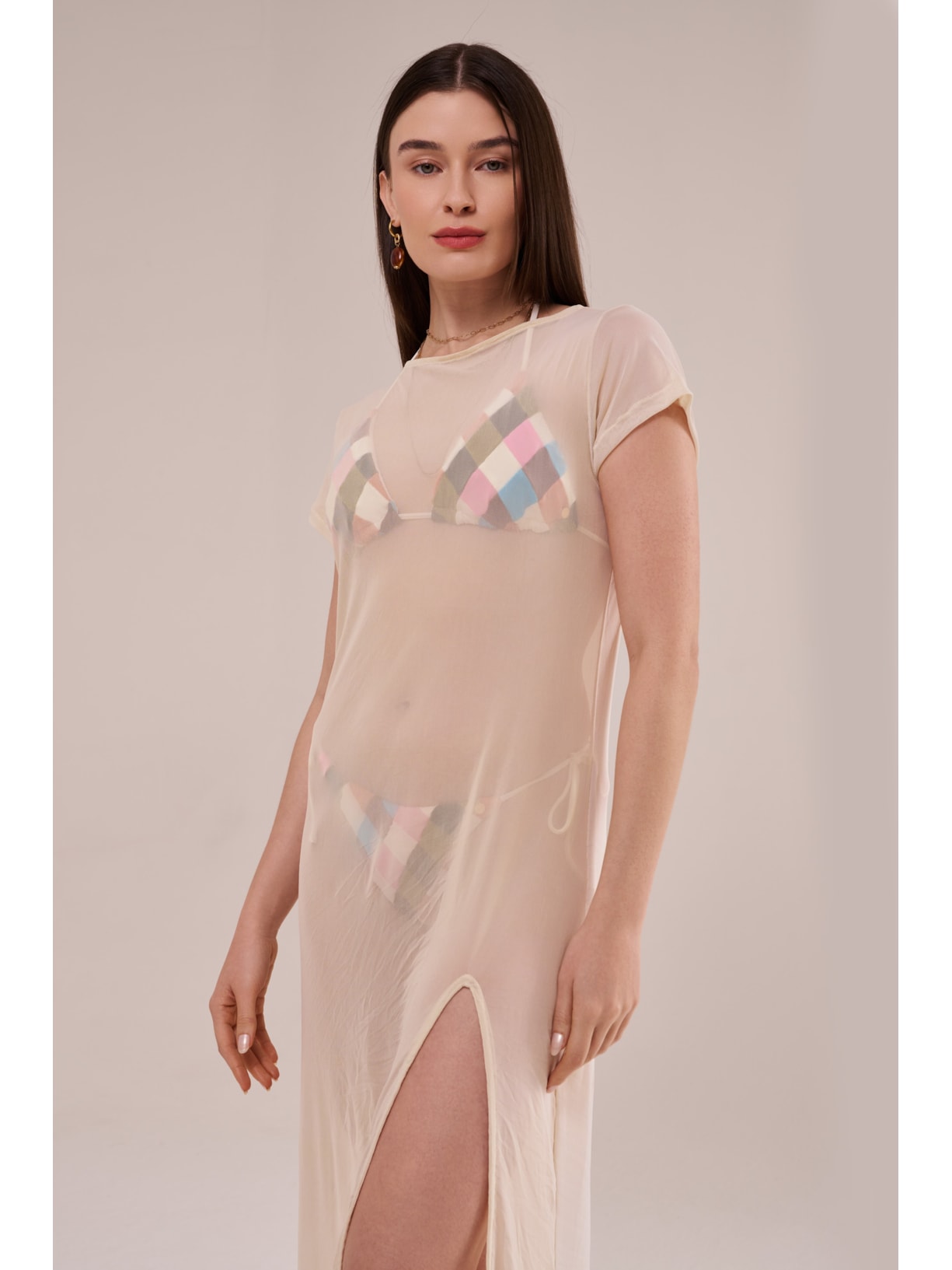saída longa em tule canoa off white Suntime