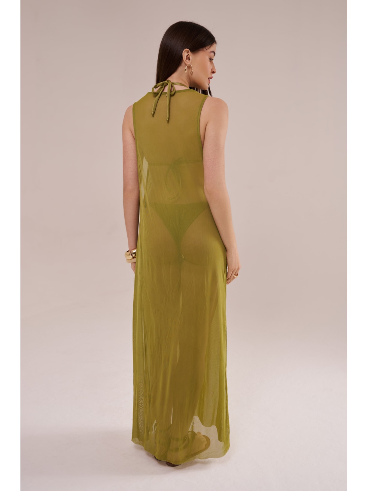 saída longa em tule pistache Suntime