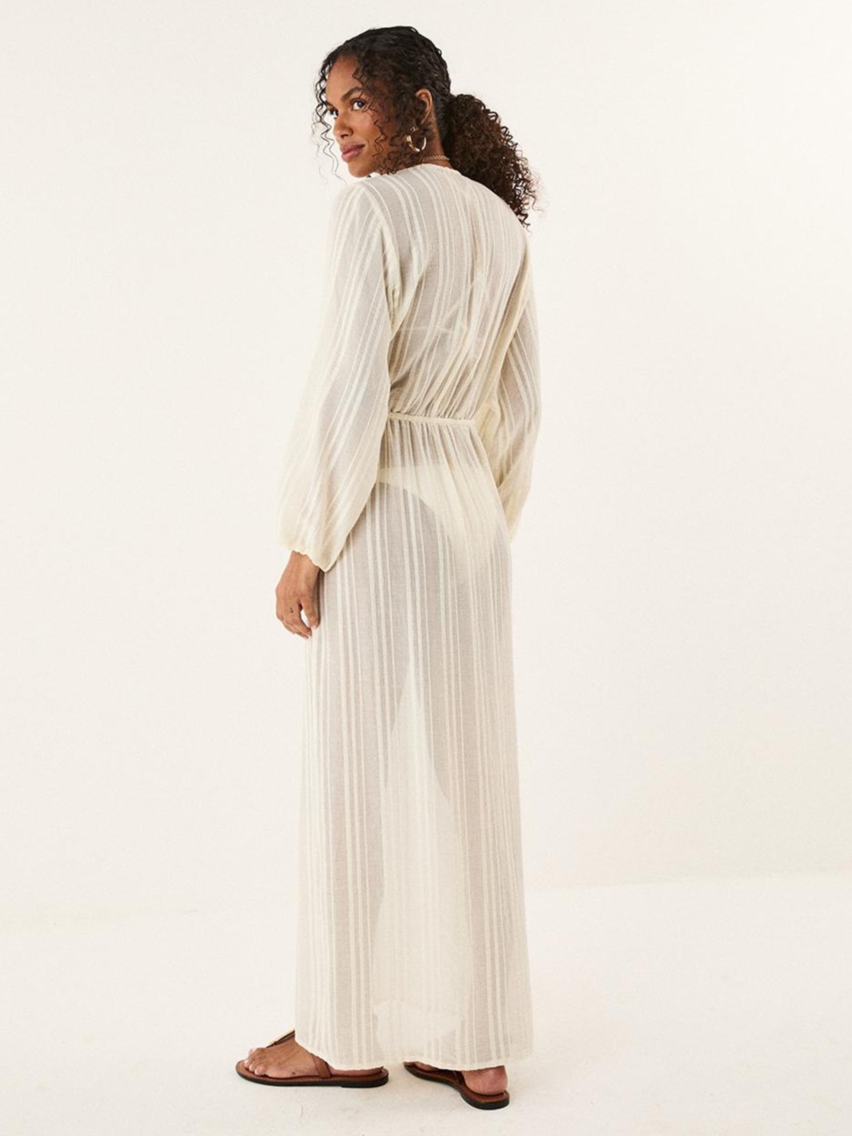 Saída Longa Mel  – Off White Vix
