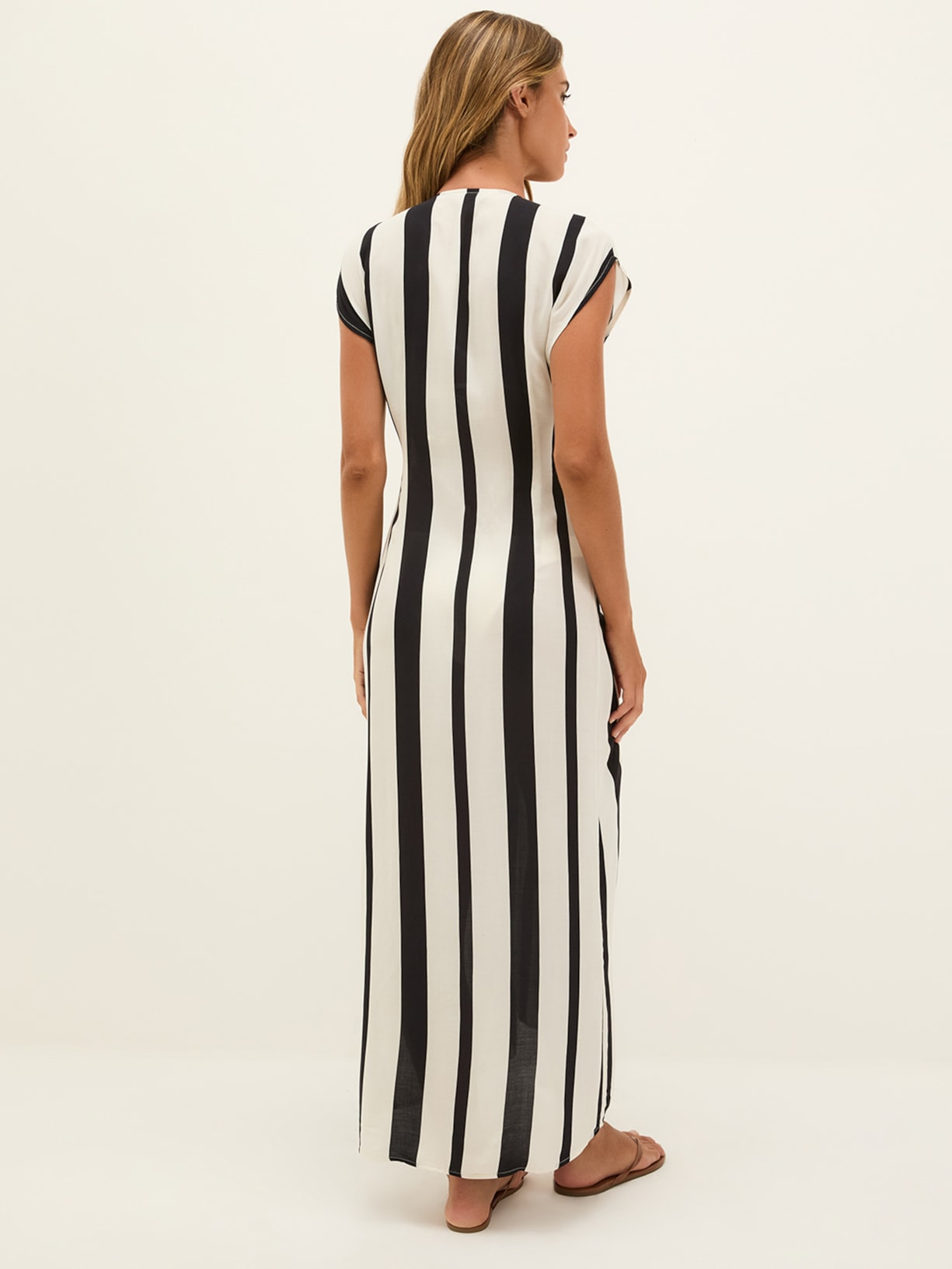 Saída Longa Praia Sasha Branco Vix