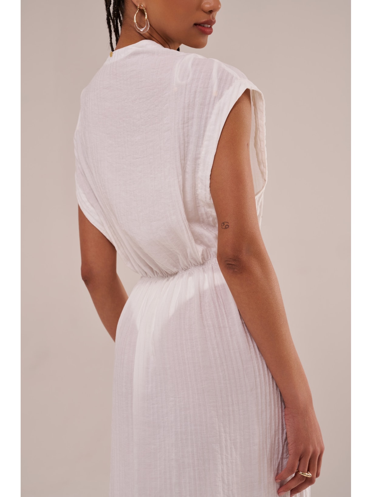 saída manga curta mykonos rayon off white Suntime