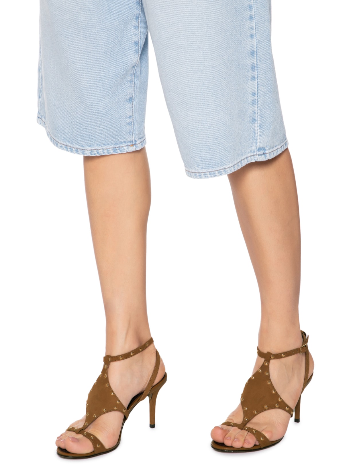 Sandália Feminina Camurça Salto Fino Recorte Marrom Arezzo