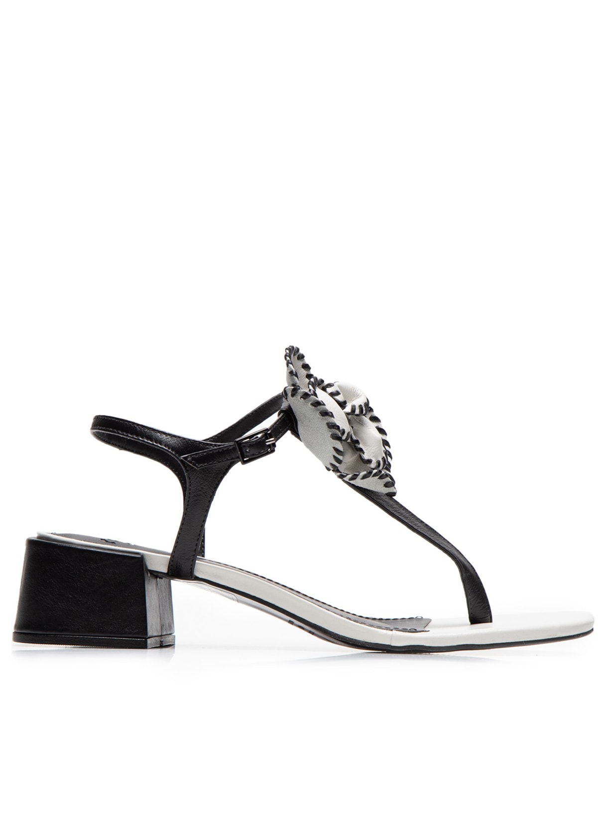 Sandália Feminina Com Salto Em Couro Flor - Preto