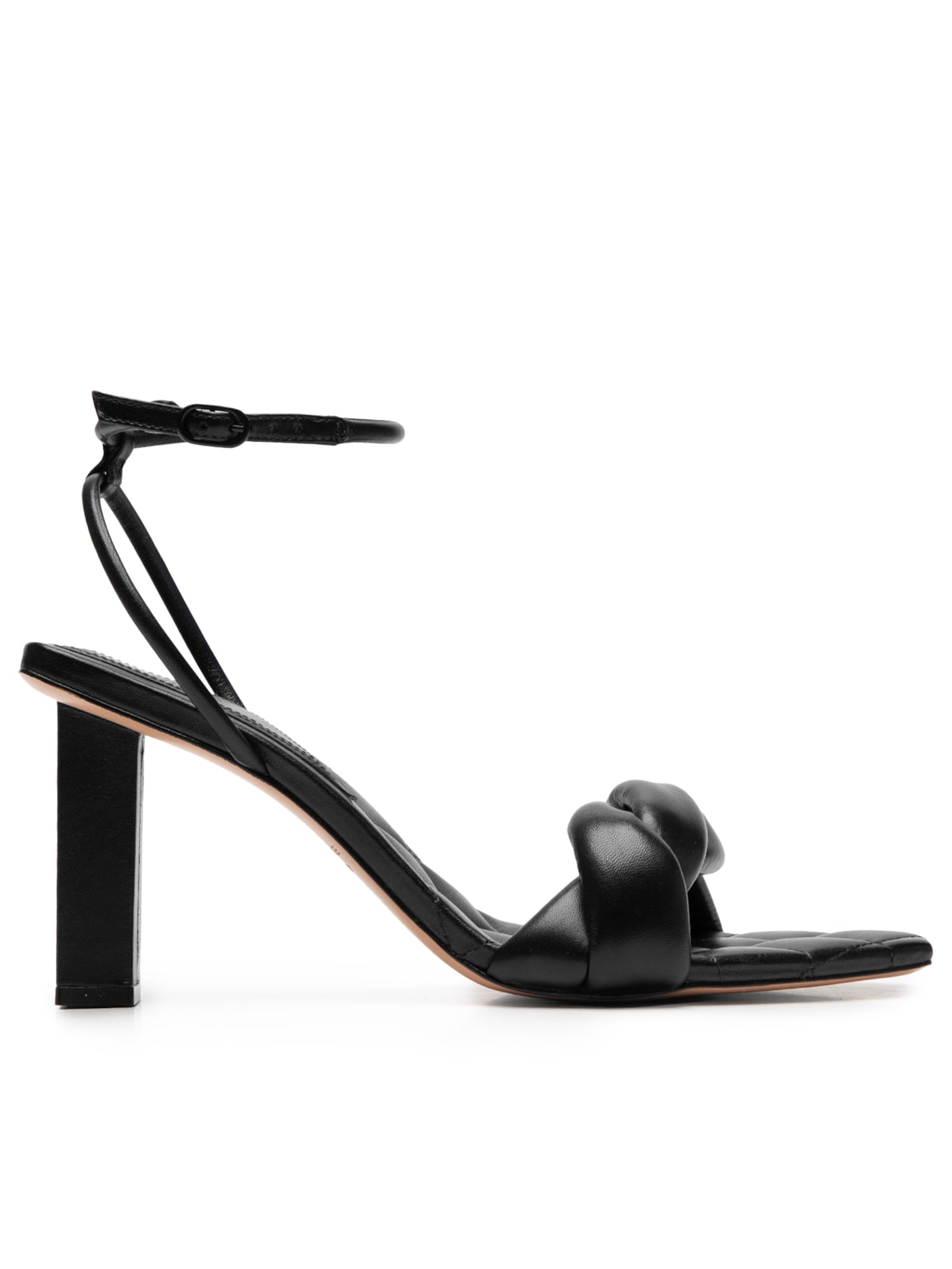 Sandália Feminina De Couro Entrelaçada Matelassê - Preto