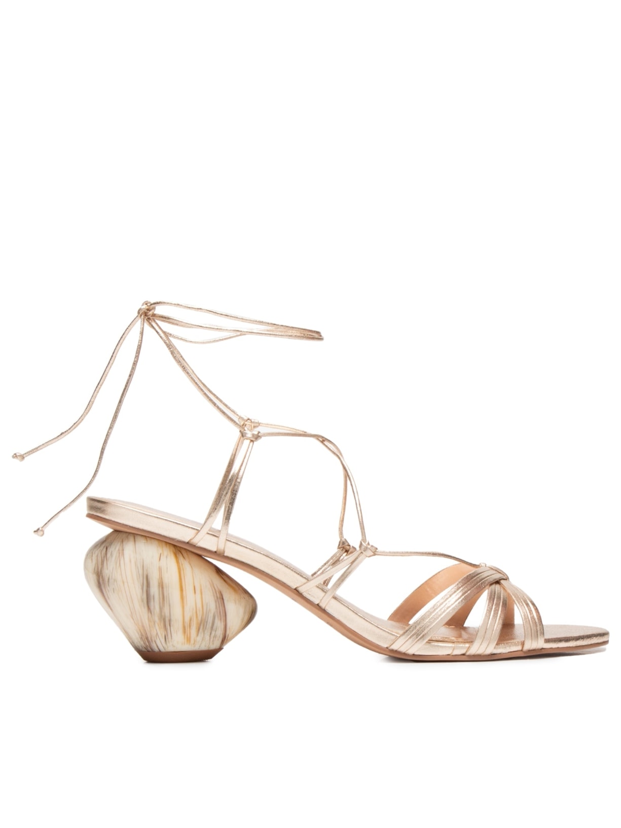 Sandália Feminina Em Couro Salto Médio - Dourado