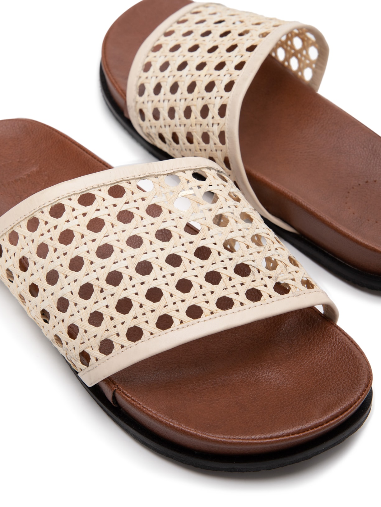 Sandália Feminina Flat Bk Palhoça Marrom Manolita