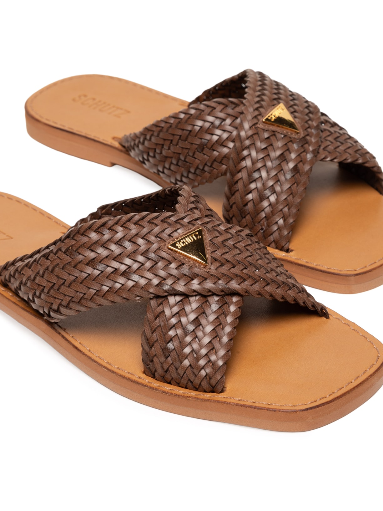 Sandália Feminina Salto Rasteiro Marrom Schutz