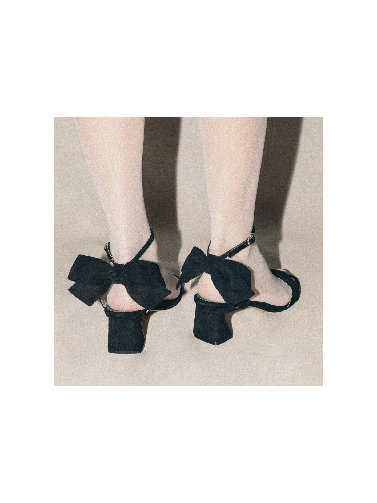 Sandália Salto Couro Iris Preto Pura