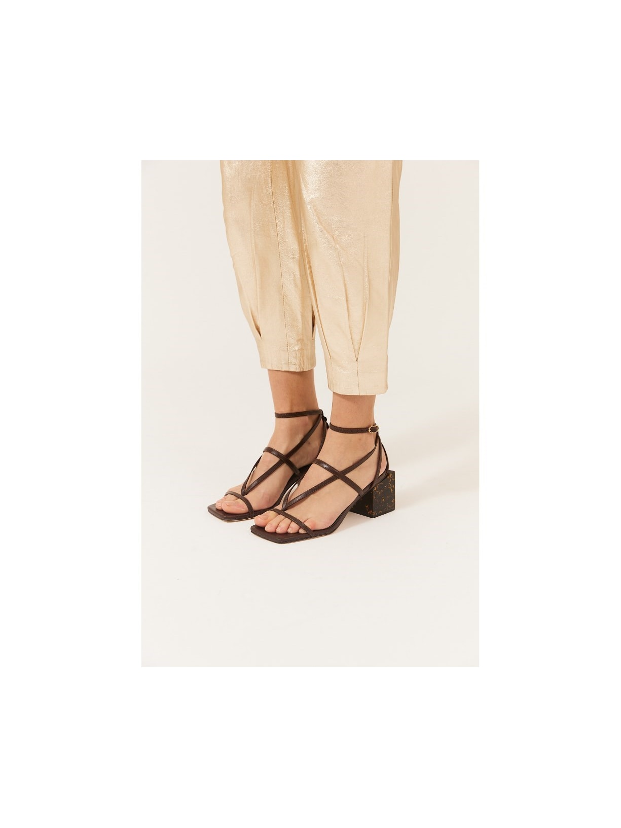 Sandália Salto Margot Café Pura