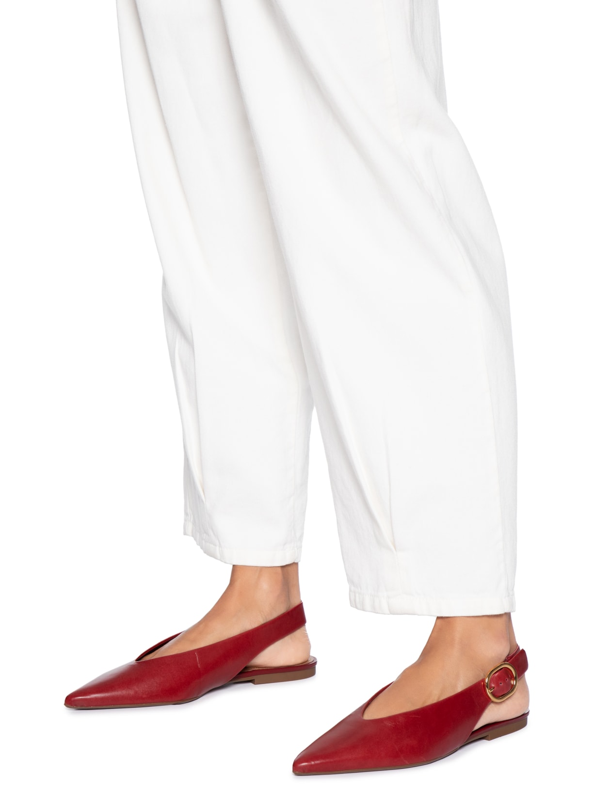 Sapatilha Couro Slingback Bico Fino Becca – Vermelho Arezzo