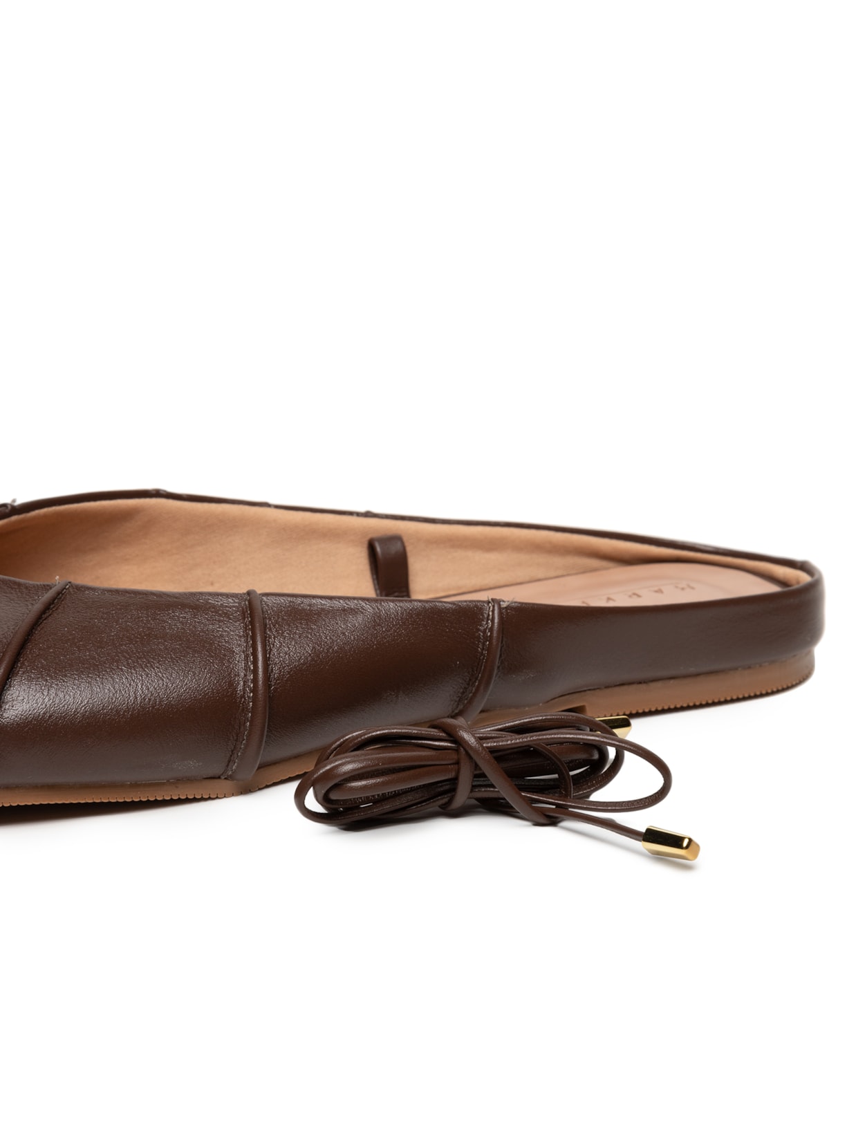 Sapatilha Feminina Tabi Em Couro Marrom Market 33