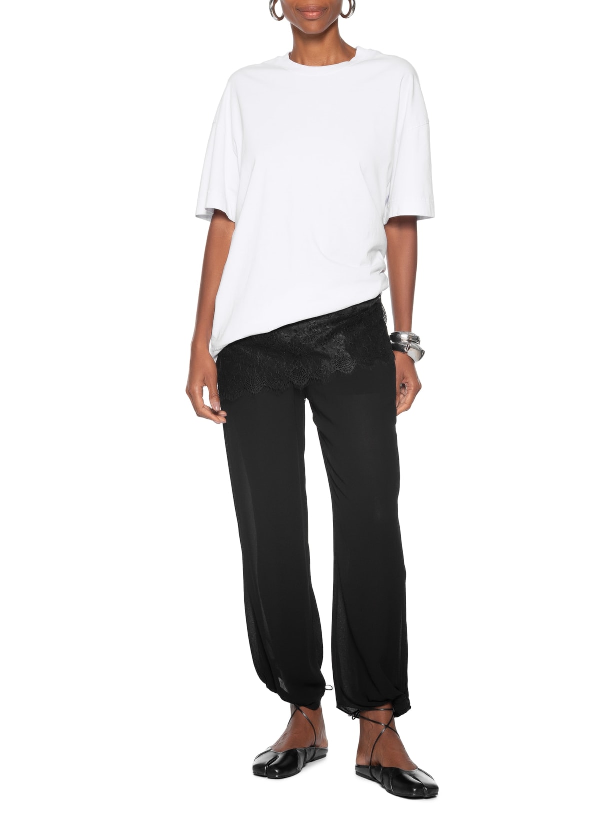 Sapatilha Feminina Tabi Em Couro Preto Market 33