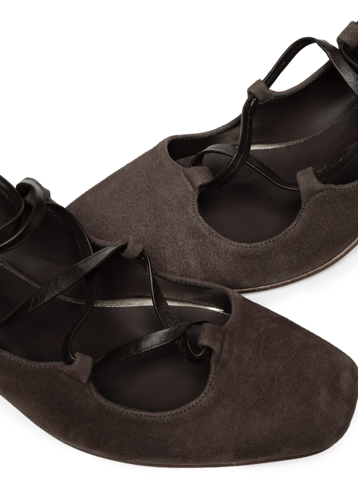 Sapato Feminino Margot Camurça Marrom Manolita
