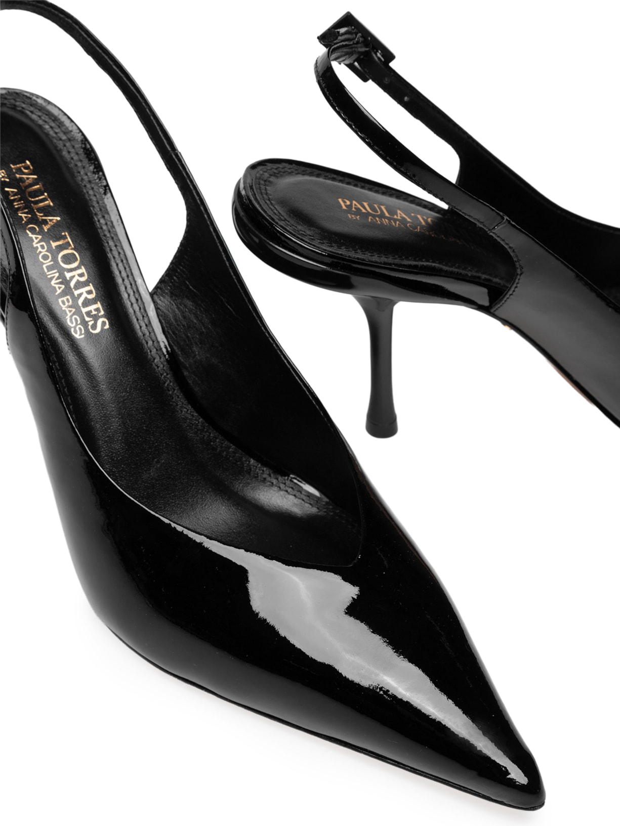 Scarpin Agnes Preto Paula Torres + Carol Bassi