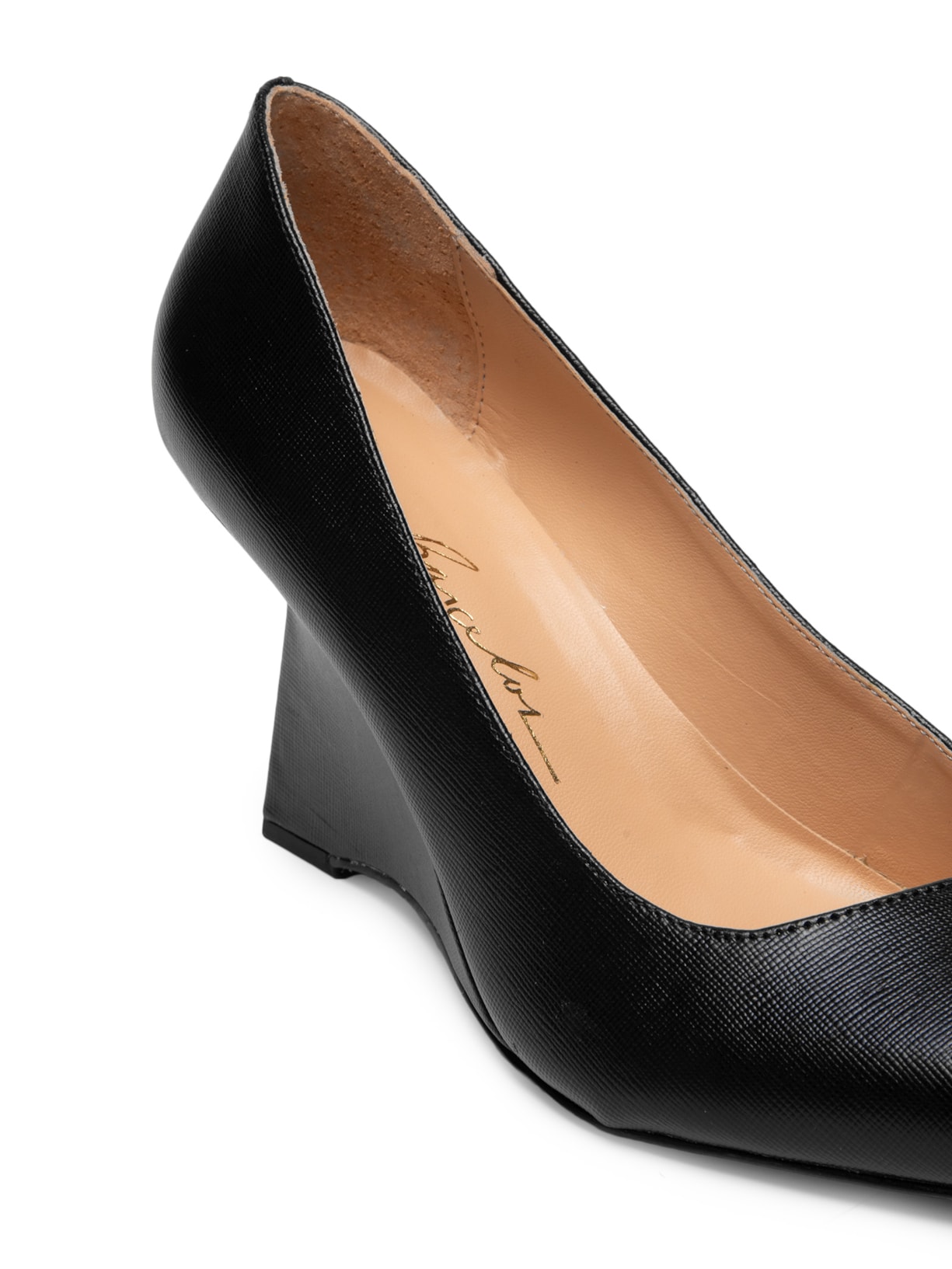 Scarpin Couro Preto Luiza Barcelos