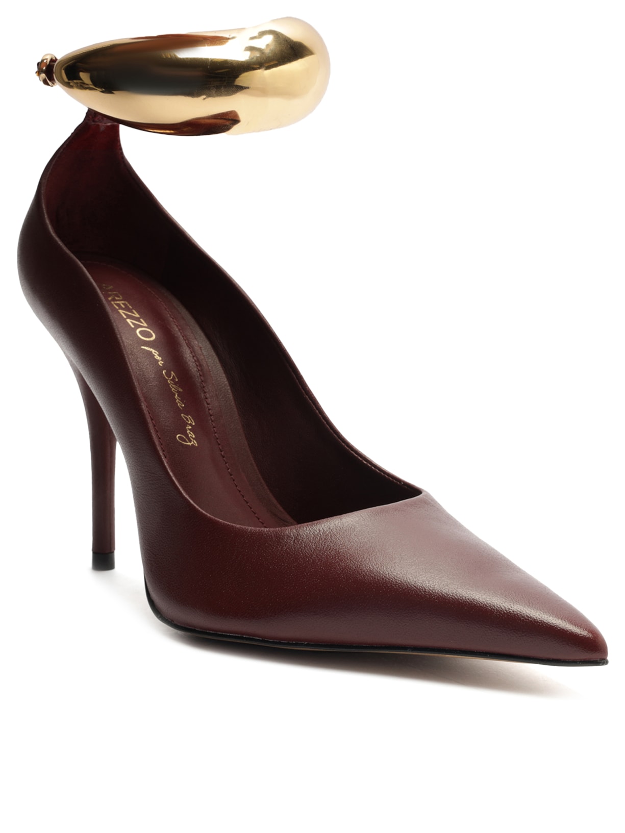 Scarpin Couro Salto Fino Tira Vinho Arezzo + Silvia Braz