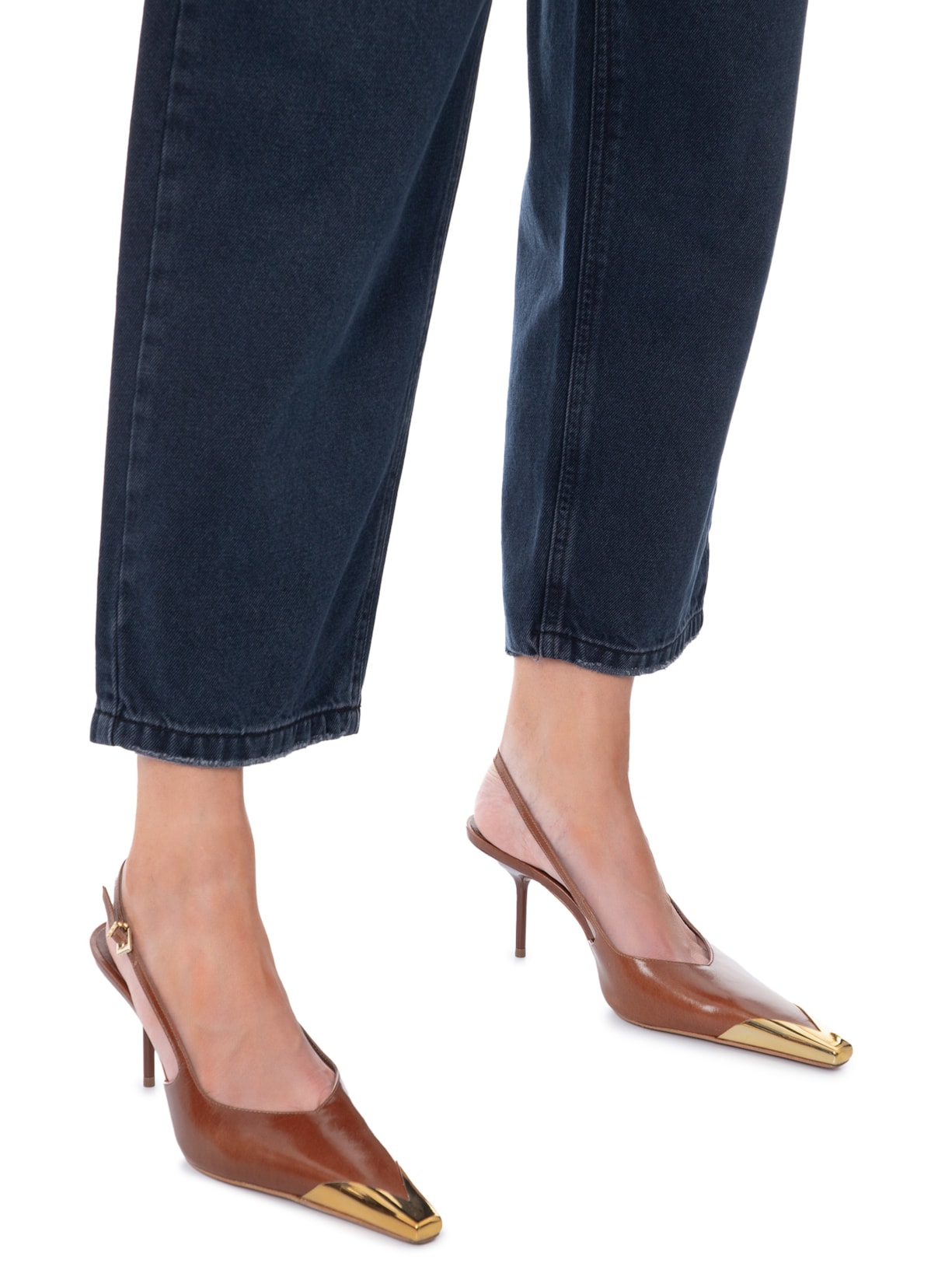 Scarpin Feminino Slingback Biqueira de Metal Marrom Schutz