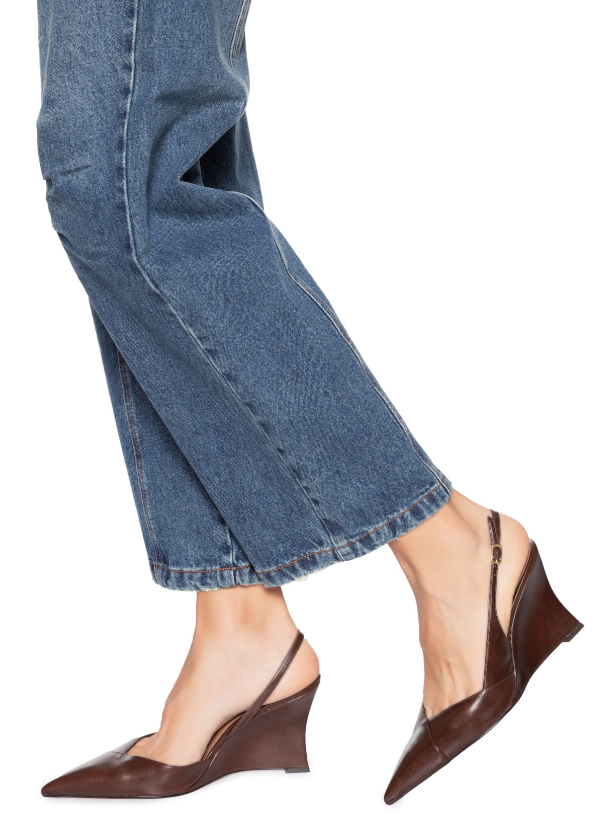 Scarpin Feminino Tourino Leather New Cocoa Marrom Arezzo