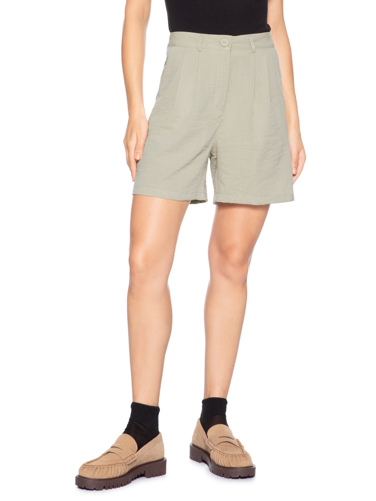 Short Feminino Alfaiataria De Pregas Bege Basiq