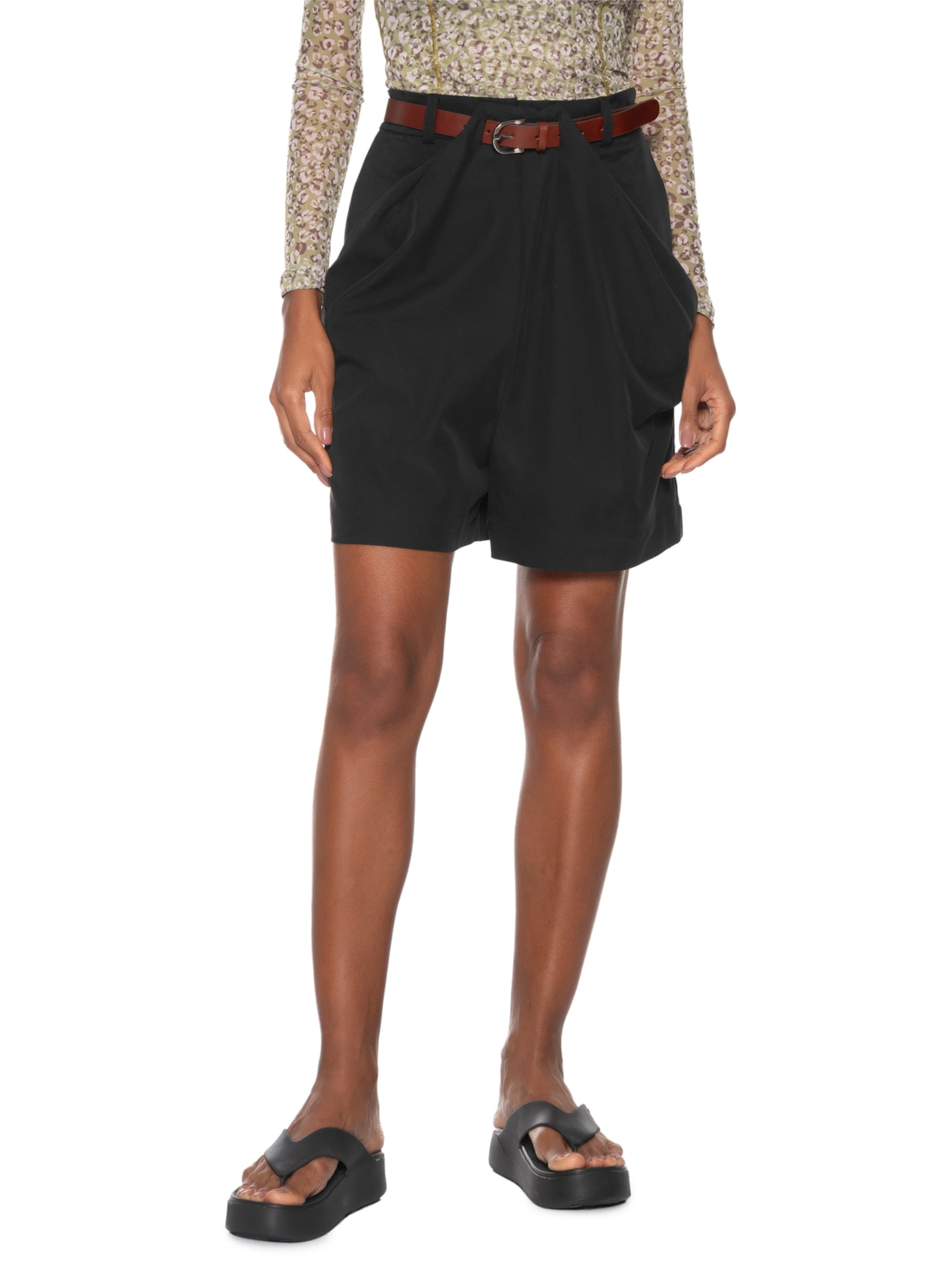 Short Feminino Alfaiataria Pregas Com Cinto Preto Animale Jeans