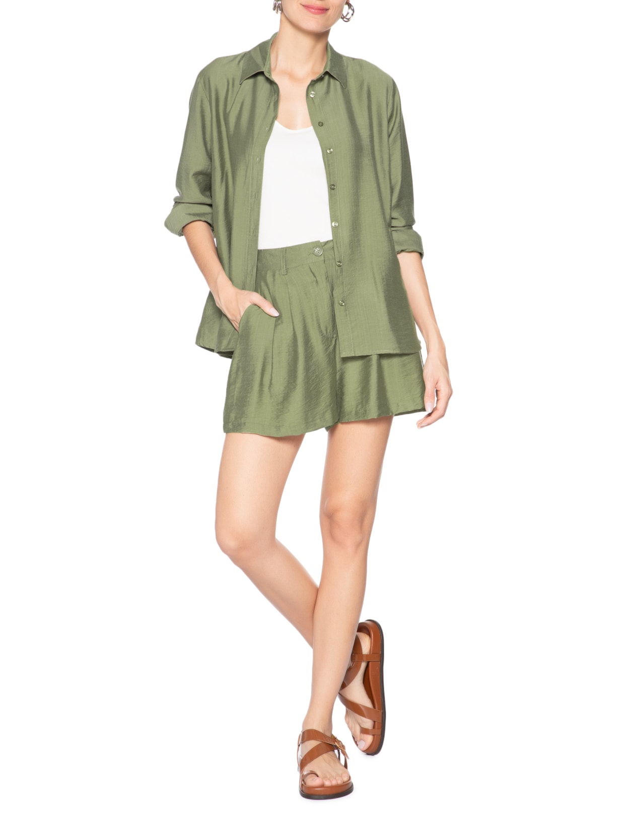 Short Feminino Com Pregas Verde Market 33