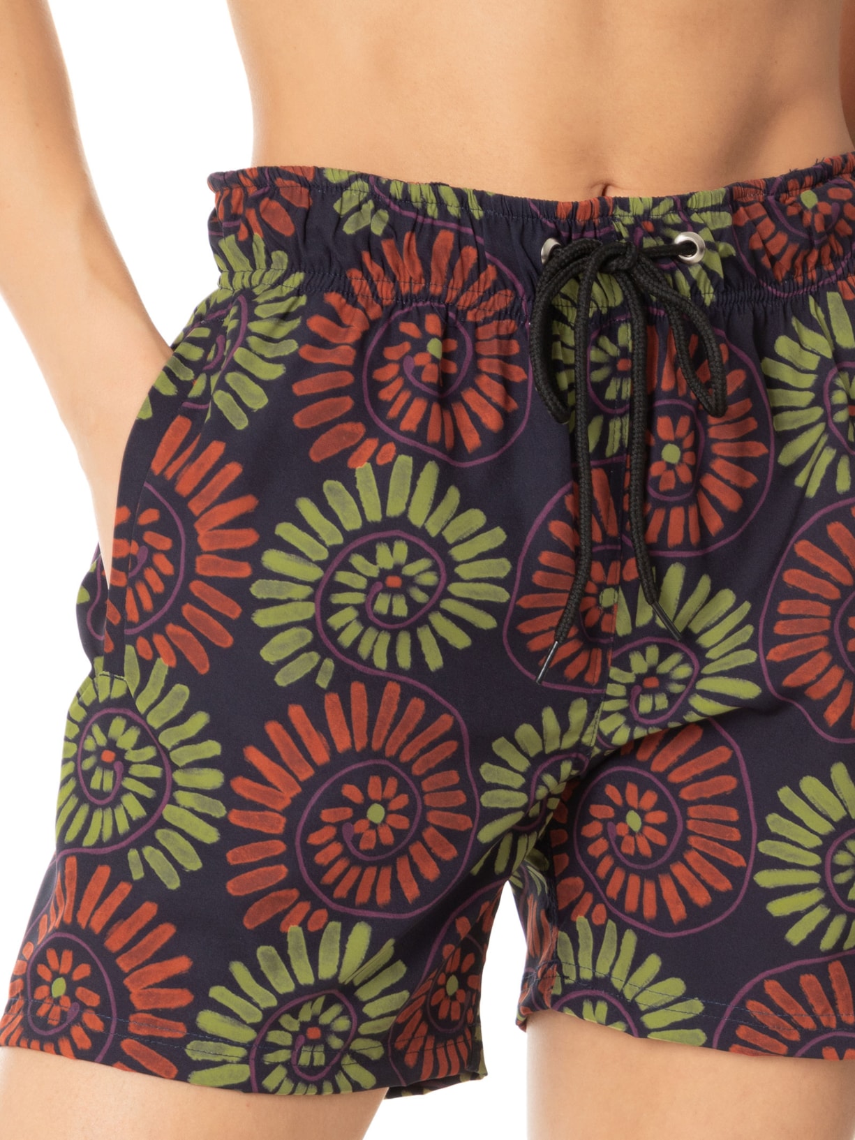 Short Feminino Estampado Conchas Preto August Swim