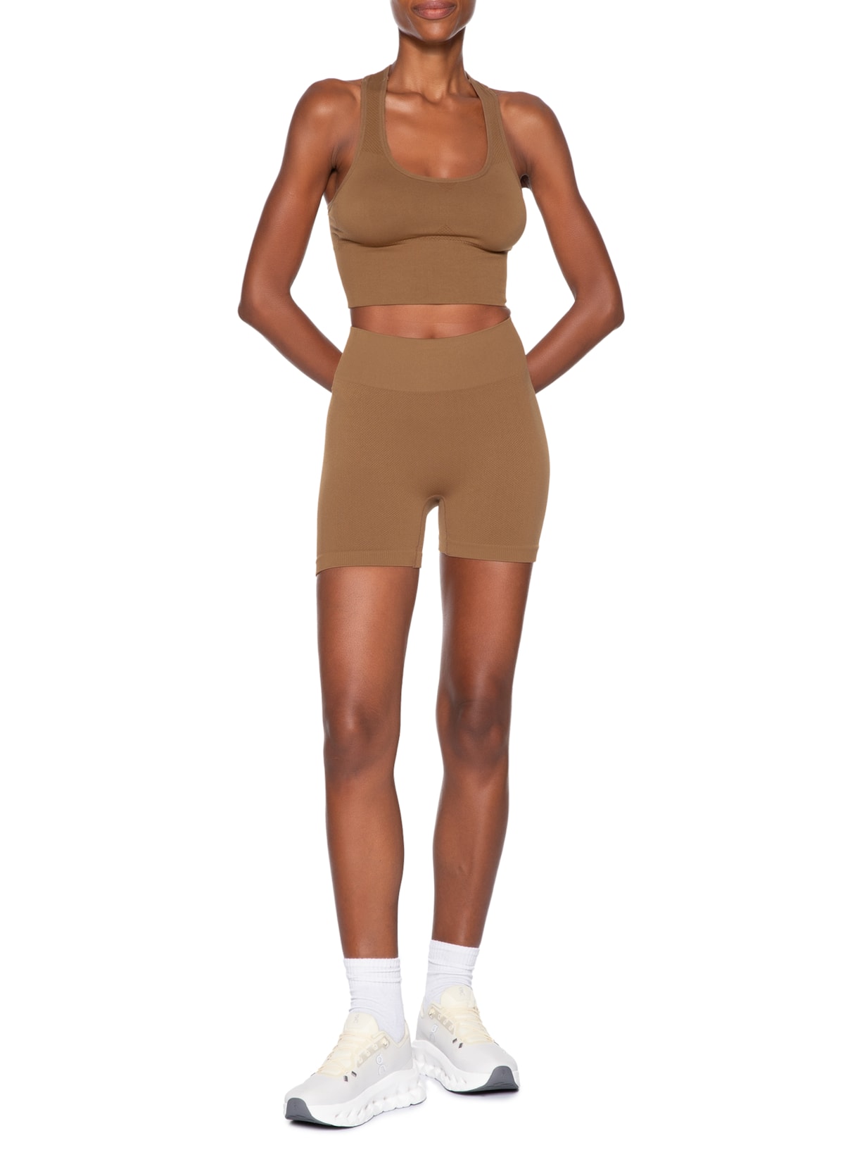 Short Feminino Fitness Texturizado Marrom Basiq