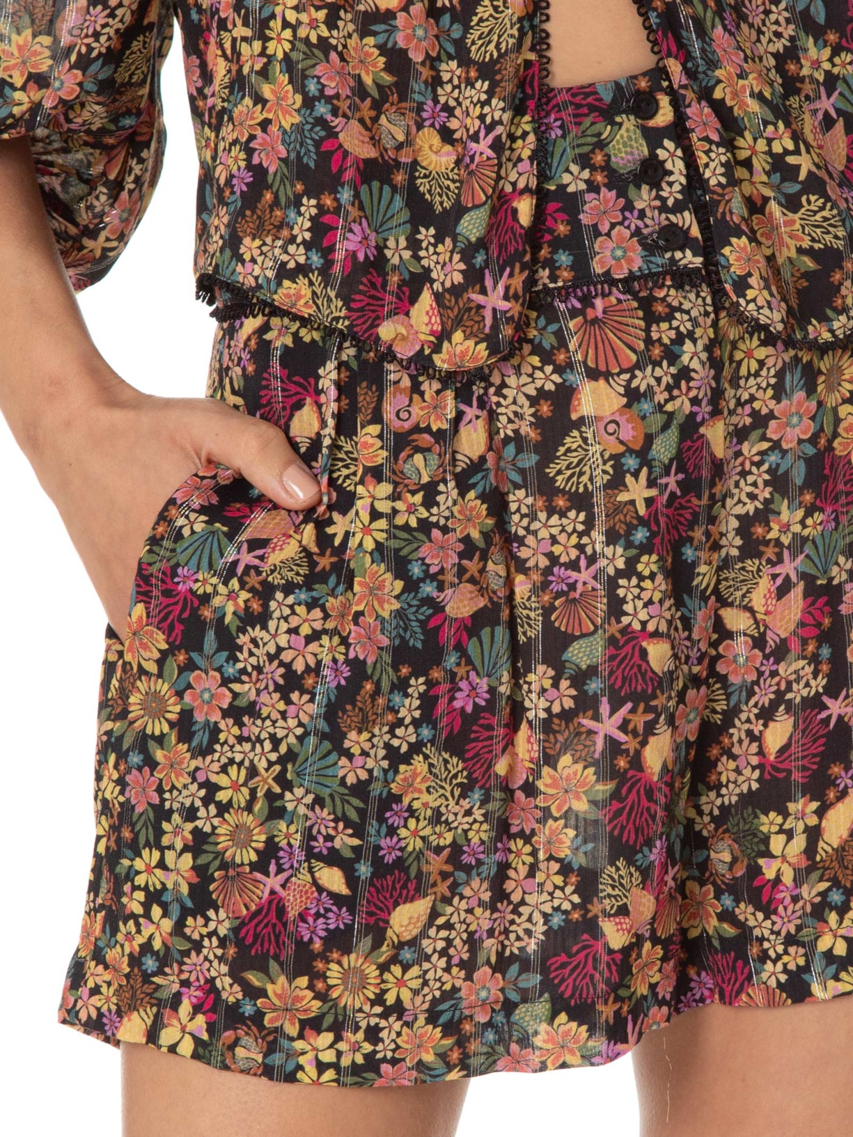 Short Feminino Lurex Estampa água Doce Preto Dress To