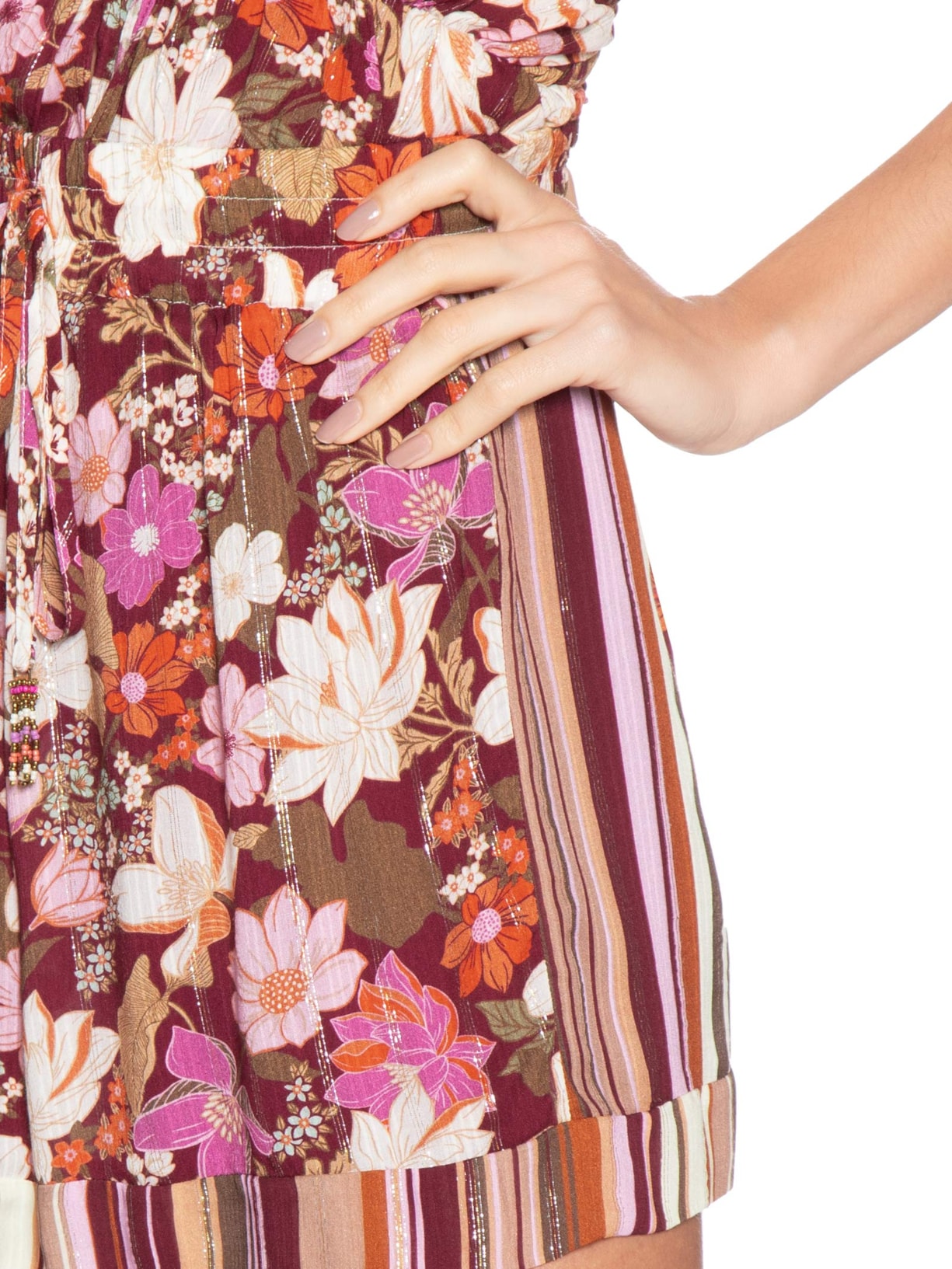 Short Feminino Luréx Estampa Jasmin Solar Rosa Dress To