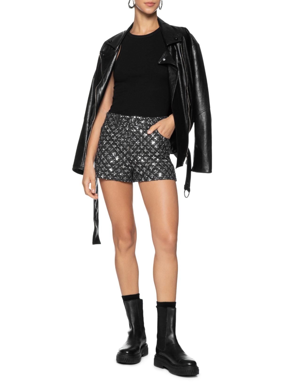 Short Feminino Paetê Preto Market 33