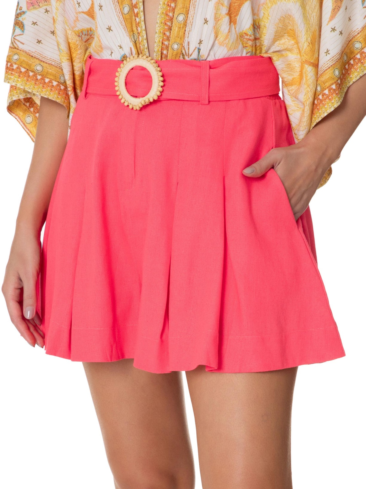 Short Feminino Pregas Frente Rosa  Farm