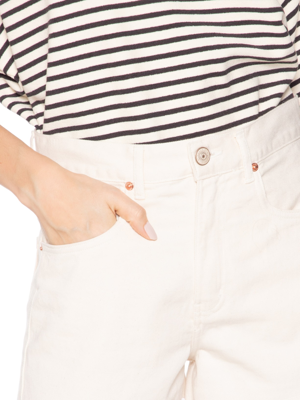 Short Feminino Sarja Box Barra A Fio Branco Animale Jeans